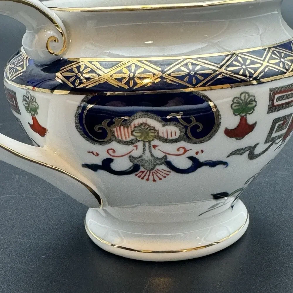 N/A charming vintage
